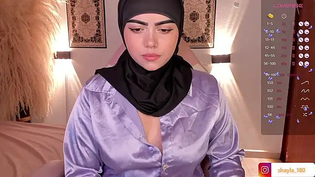 shayla 18 online show from February 6, 2:22 am