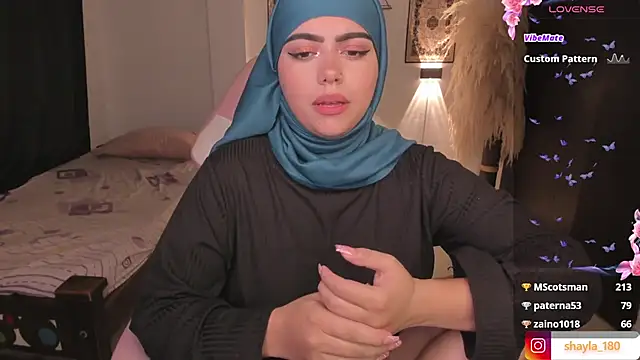 shayla 18 online show from March 5, 12:27 am