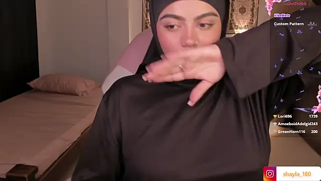 shayla 18 online show from March 18, 8:37 pm