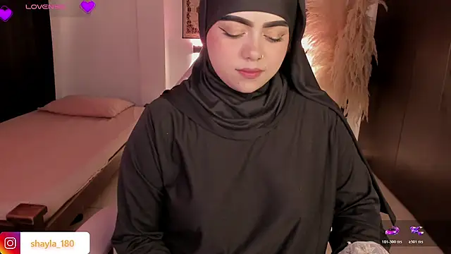 shayla 18 online show from February 16, 10:39 pm