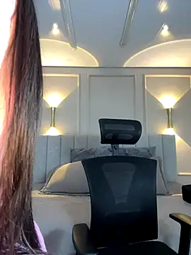 Snapshot of Miss_blue69 chatting on November 16, 1:33 am Miss blue69 online show from November 16, 1:33 am