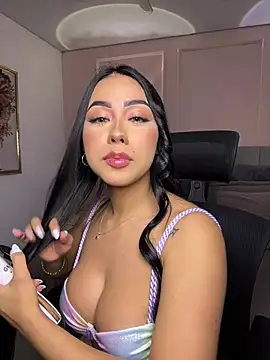 Miss blue69 online show from June 7, 1:43 am
