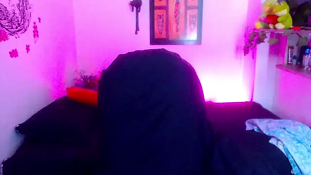 Snapshot of menfismuller2 chatting on September 19, 5:35 pm menfismuller2 online show from September 19, 5:35 pm