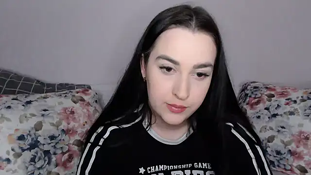 Snapshot of vitalina_freedom chatting on December 16, 12:27 pm vitalina freedom online show from December 16, 12:27 pm