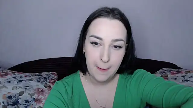 Snapshot of vitalina_freedom chatting on January 9, 12:19 pm vitalina freedom online show from January 9, 12:19 pm