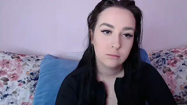 Snapshot of vitalina_freedom chatting on February 24, 12:05 pm vitalina freedom online show from February 24, 12:05 pm