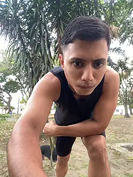 Snapshot of xTommy_Steigerx chatting on September 24, 11:13 am xTommy Steigerx online show from September 24, 11:13 am