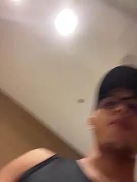 Snapshot of xTommy_Steigerx chatting on September 30, 2:27 am xTommy Steigerx online show from September 30, 2:27 am