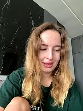 Snapshot of Nura_n_Sarah chatting on November 19, 5:07 am Nura n Sarah online show from November 19, 5:07 am