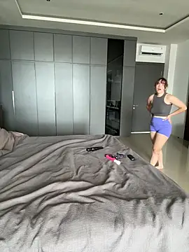 Nura n Sarah online show from February 15, 5:04 am