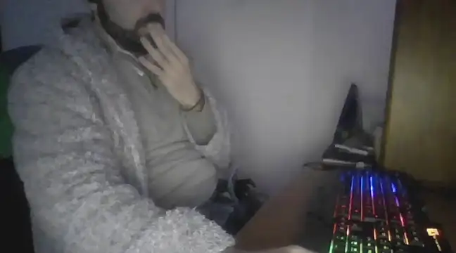 Snapshot of joaodias_97 chatting on December 27, 6:42 pm joaodias 97 online show from December 27, 6:42 pm