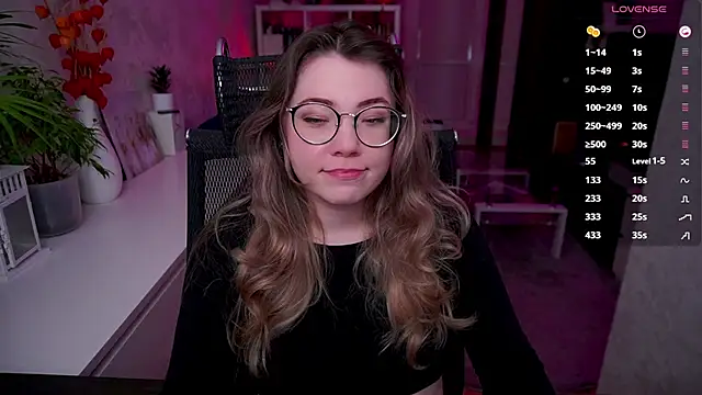 RemyCute online show from April 26, 3:42 pm