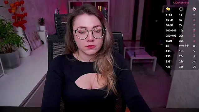 RemyCute online show from April 29, 7:53 pm