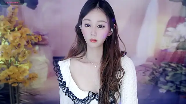 Snapshot of Aimee-520 chatting on December 25, 1:30 pm Aimee-520 online show from December 25, 1:30 pm