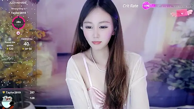 Snapshot of Aimee-520 chatting on December 28, 4:20 pm Aimee-520 online show from December 28, 4:20 pm