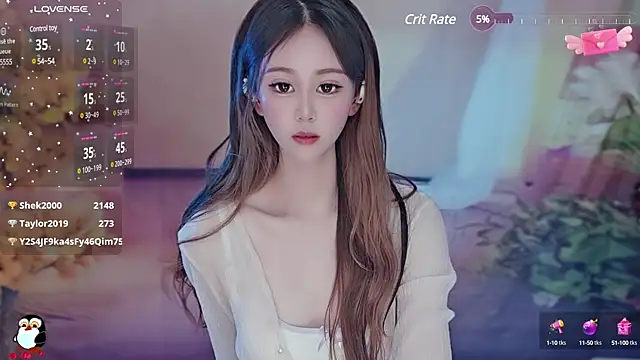 Snapshot of Aimee-520 chatting on February 25, 4:10 pm Aimee-520 online show from February 25, 4:10 pm