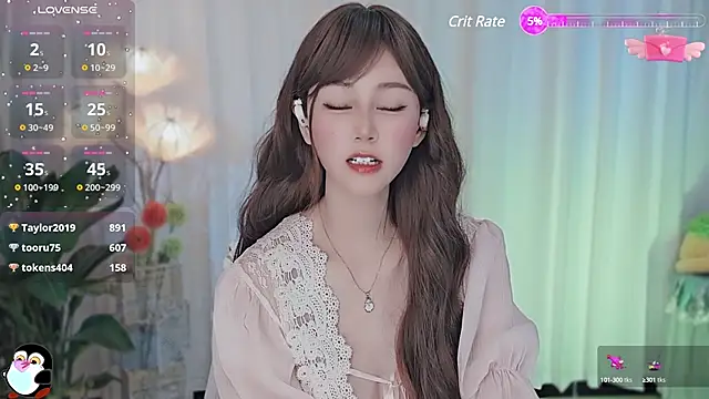 Snapshot of Aimee-520 chatting on March 18, 12:58 pm Aimee-520 online show from March 18, 12:58 pm