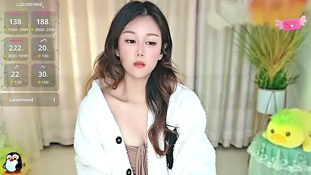 Snapshot of Aimee-520 chatting on November 2, 12:46 am Aimee-520 online show from November 2, 12:46 am