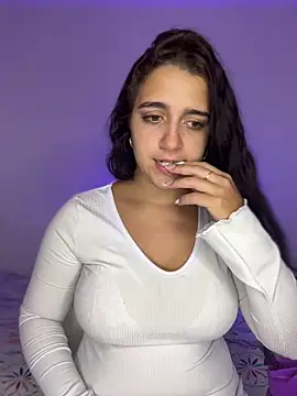 Snapshot of Alicia_Ruiz chatting on November 14, 10:07 pm Alicia Ruiz online show from November 14, 10:07 pm