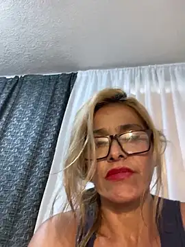 SahoryHorny online show from March 22, 8:15 pm