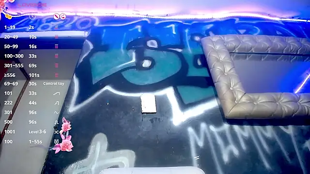 Snapshot of IsabellBigtitsxx chatting on December 16, 8:03 pm IsabellBigtitsxx online show from December 16, 8:03 pm