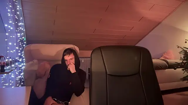 naked psy online show from January 9, 2:11 am