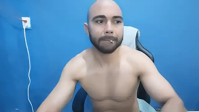 Snapshot of ElmaCannon chatting on March 8, 12:41 pm ElmaCannon online show from March 8, 12:41 pm