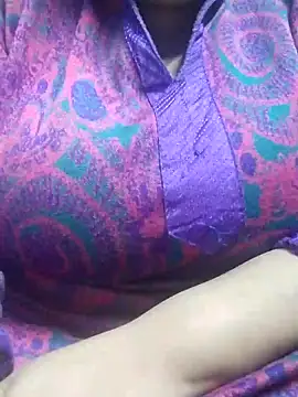 Snapshot of Seema_99 chatting on January 4, 1:42 pm Seema 99 online show from January 4, 1:42 pm