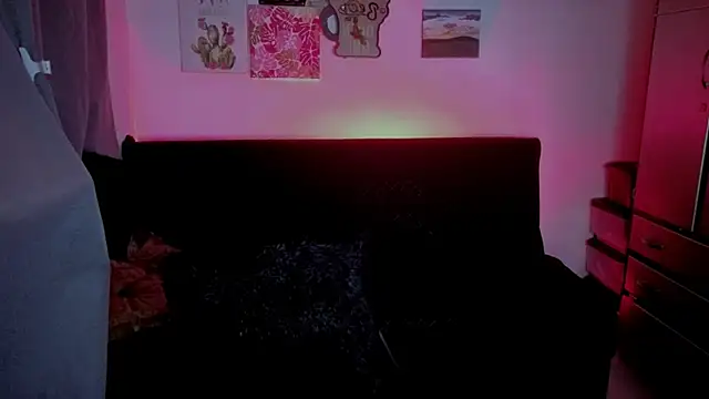 joan-star online show from December 4, 10:13 am