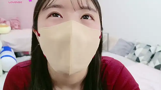 Snapshot of anchan_ chatting on December 5, 1:28 pm anchan online show from December 5, 1:28 pm