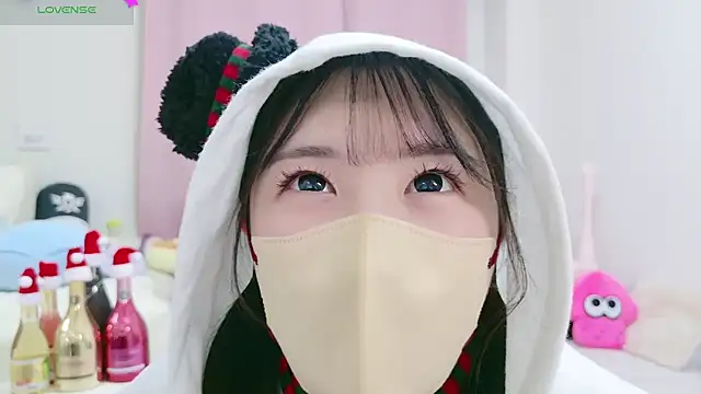 Snapshot of anchan_ chatting on December 22, 12:49 pm anchan online show from December 22, 12:49 pm