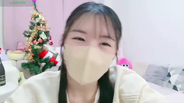 Snapshot of anchan_ chatting on December 23, 1:35 pm anchan online show from December 23, 1:35 pm