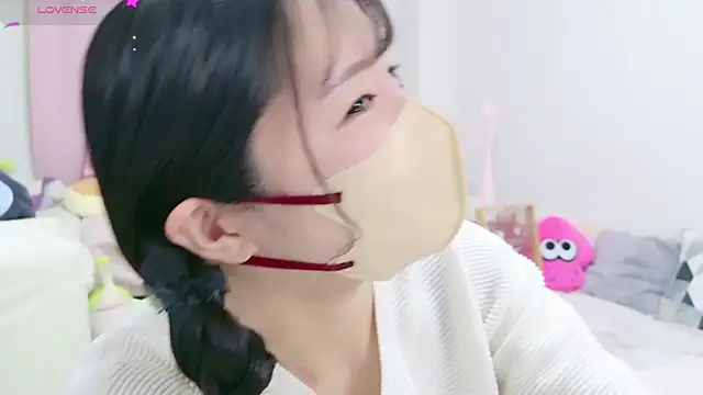 Snapshot of anchan_ chatting on January 8, 1:52 pm anchan online show from January 8, 1:52 pm