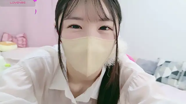 Snapshot of anchan_ chatting on January 18, 1:40 pm anchan online show from January 18, 1:40 pm