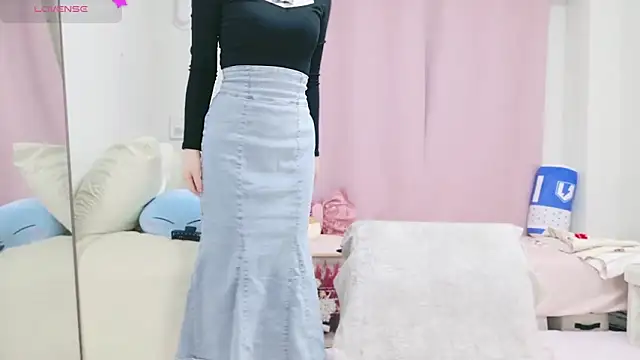 Snapshot of anchan_ chatting on February 2, 1:19 pm anchan online show from February 2, 1:19 pm