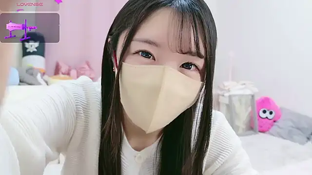Snapshot of anchan_ chatting on February 6, 1:32 pm anchan online show from February 6, 1:32 pm