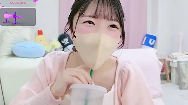 Snapshot of anchan_ chatting on March 2, 1:27 pm anchan online show from March 2, 1:27 pm