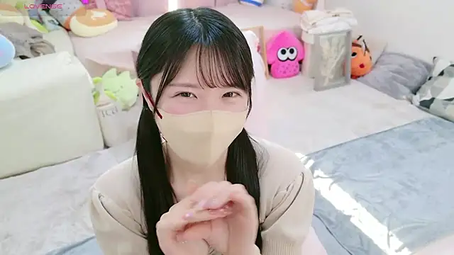 Snapshot of anchan_ chatting on March 21, 10:28 pm anchan online show from March 21, 10:28 pm