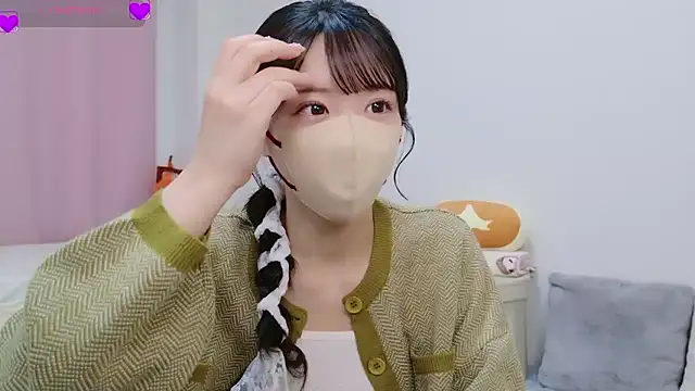 Snapshot of anchan_ chatting on October 4, 1:53 pm anchan online show from October 4, 1:53 pm