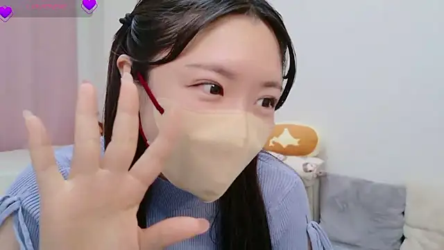 Snapshot of anchan_ chatting on October 16, 2:18 pm anchan online show from October 16, 2:18 pm