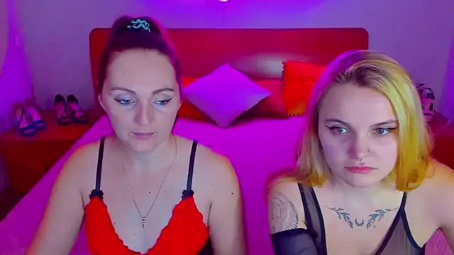 Snapshot of MagicEyess chatting on December 27, 7:51 am MagicEyess online show from December 27, 7:51 am