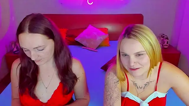 Snapshot of MagicEyess chatting on January 4, 11:11 am MagicEyess online show from January 4, 11:11 am