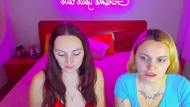 Snapshot of MagicEyess chatting on January 22, 7:14 am MagicEyess online show from January 22, 7:14 am