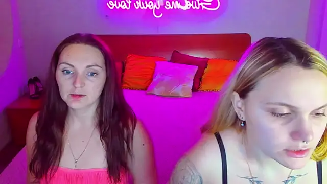 Snapshot of MagicEyess chatting on January 25, 7:28 am MagicEyess online show from January 25, 7:28 am