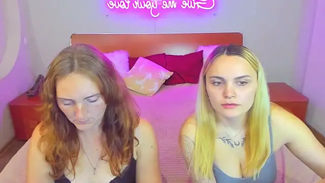 Snapshot of MagicEyess chatting on September 20, 5:25 pm MagicEyess online show from September 20, 5:25 pm
