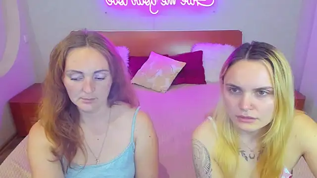 Snapshot of MagicEyess chatting on October 4, 5:44 pm MagicEyess online show from October 4, 5:44 pm