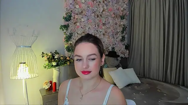 MiracleCurly online show from November 24, 7:24 pm