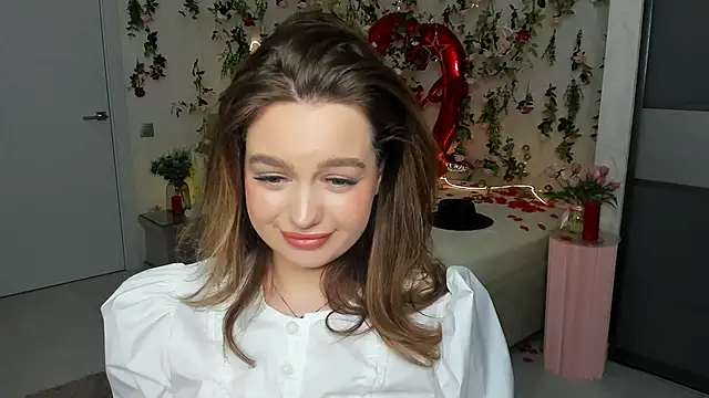 MiracleCurly online show from March 8, 10:08 am