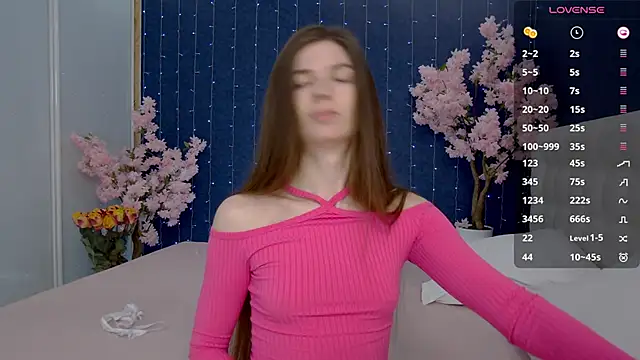 Snapshot of -Mirror-Girl- chatting on February 18, 2:59 am -Mirror-Girl- online show from February 18, 2:59 am