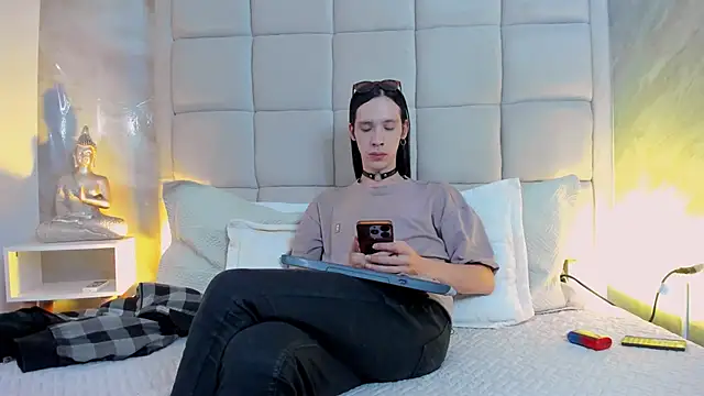 Hecatee 77 online show from November 11, 7:58 pm